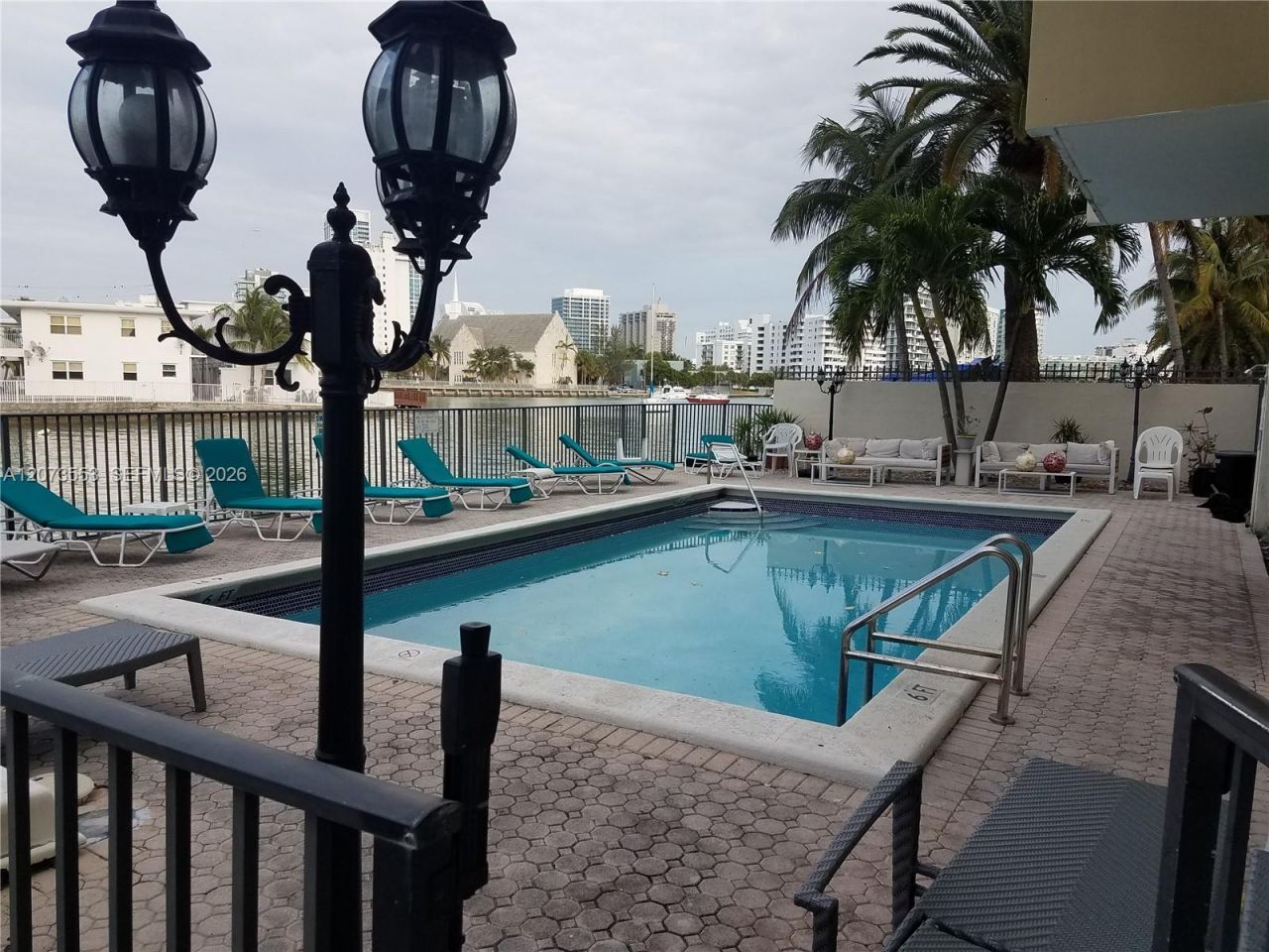6937 Bay Dr , Unit 410, Miami Beach, FL 33141 Photo