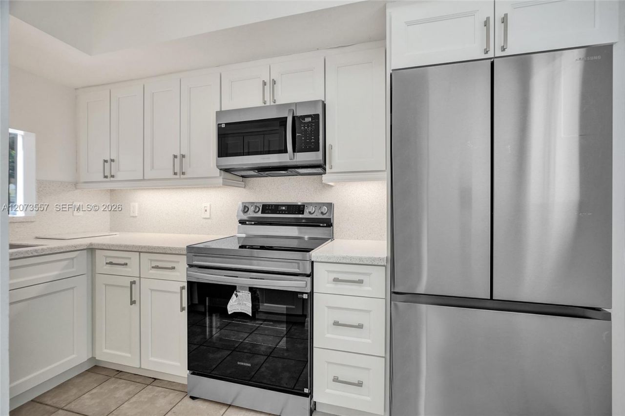 120 Jefferson Ave , Unit 12004, Miami Beach, FL 33139 Photo
