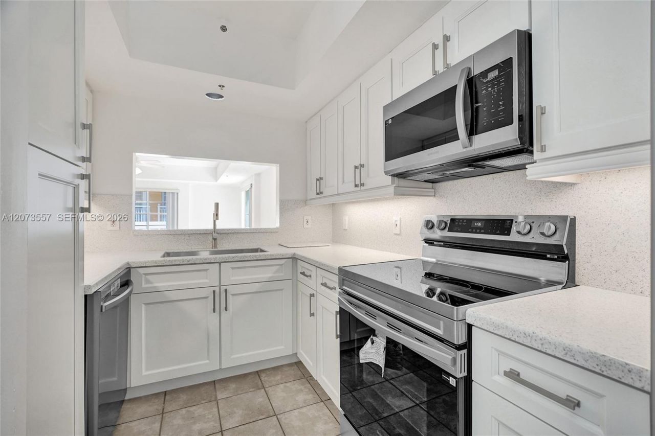 120 Jefferson Ave , Unit 12004, Miami Beach, FL 33139 Photo