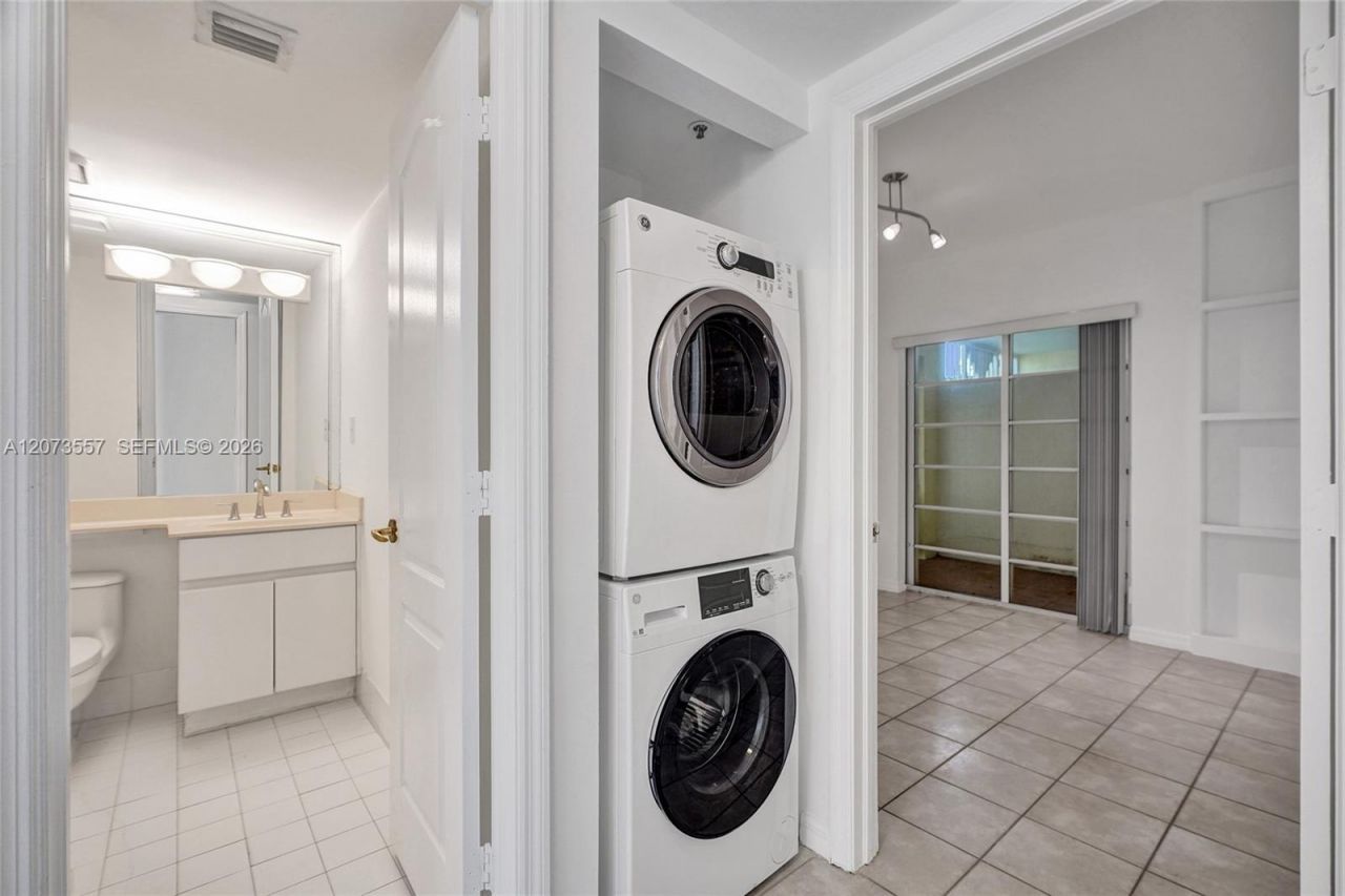 120 Jefferson Ave , Unit 12004, Miami Beach, FL 33139 Photo
