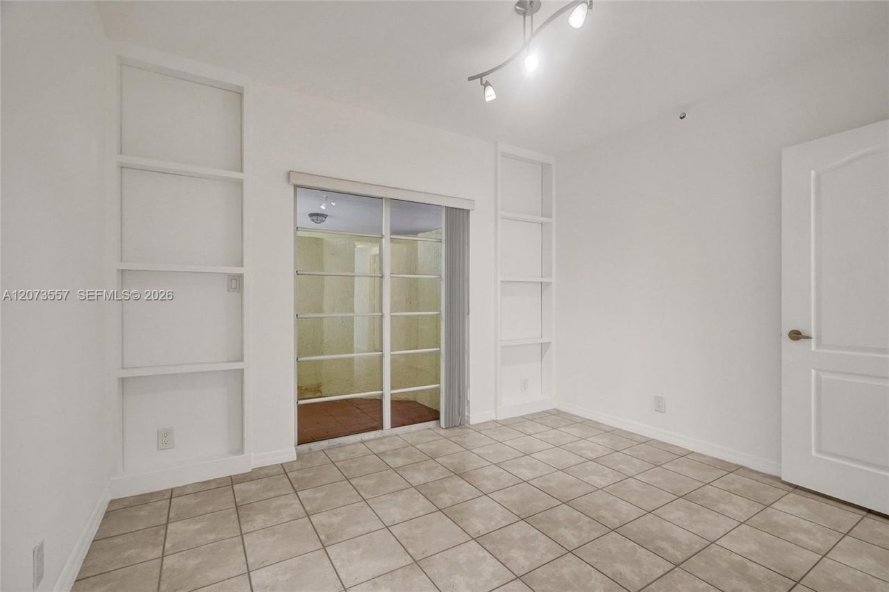 120 Jefferson Ave , Unit 12004, Miami Beach, FL 33139 Photo