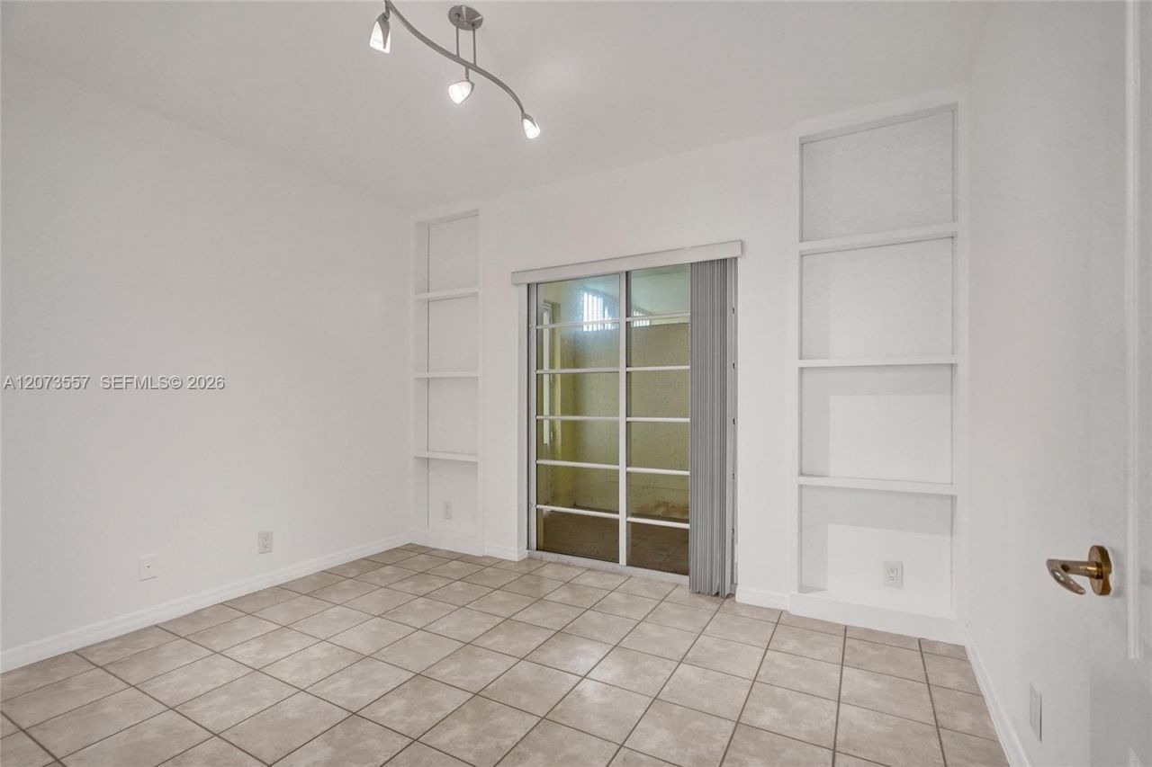 120 Jefferson Ave , Unit 12004, Miami Beach, FL 33139 Photo