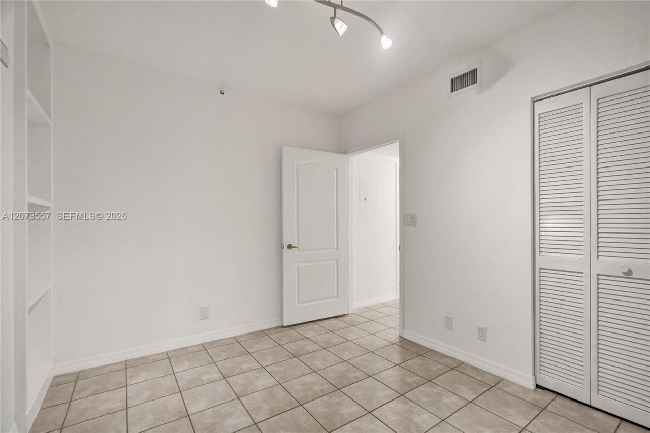 120 Jefferson Ave , Unit 12004, Miami Beach, FL 33139 Photo