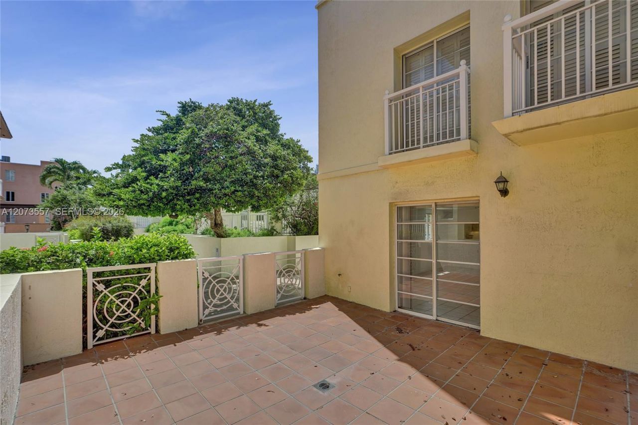120 Jefferson Ave , Unit 12004, Miami Beach, FL 33139 Photo