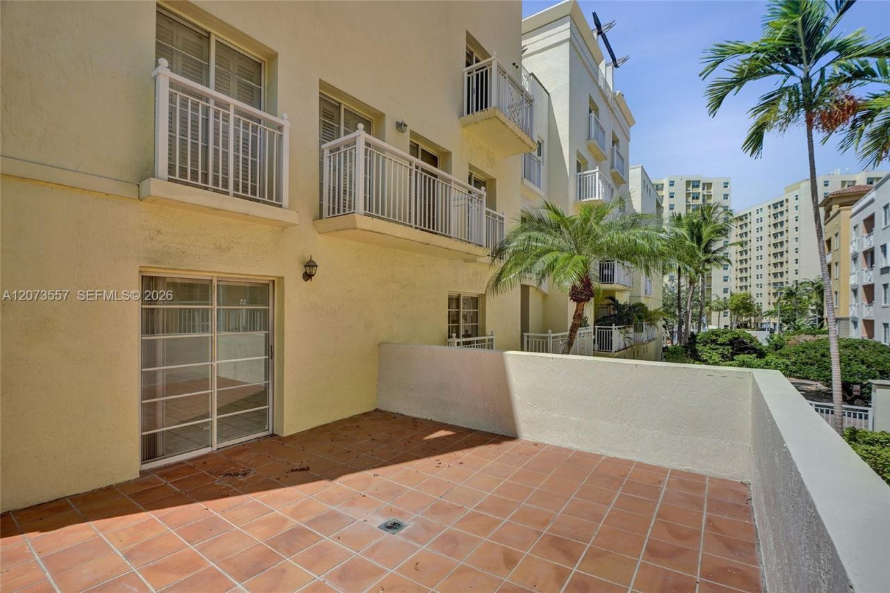 120 Jefferson Ave , Unit 12004, Miami Beach, FL 33139 Photo