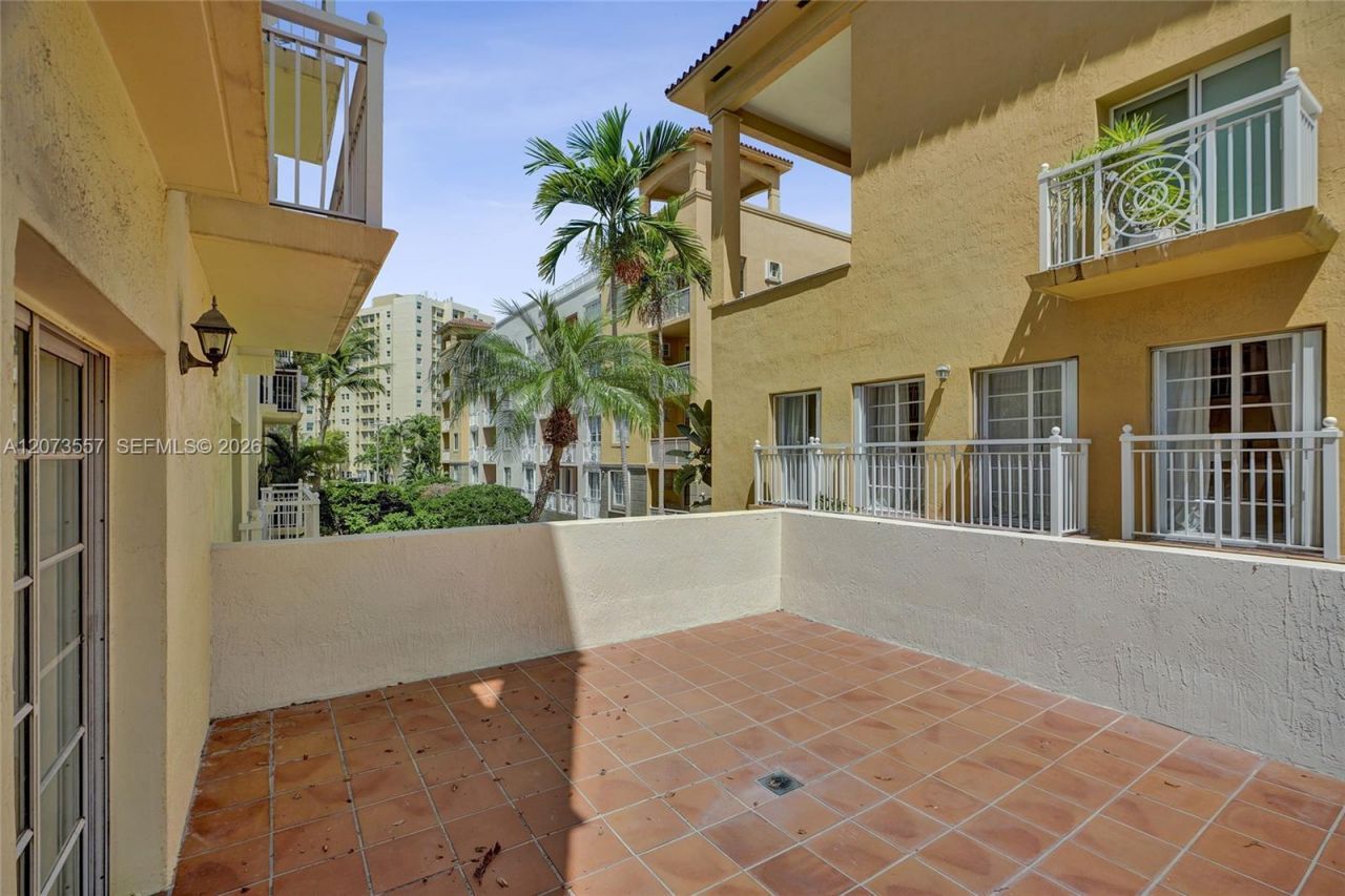 120 Jefferson Ave , Unit 12004, Miami Beach, FL 33139 Photo