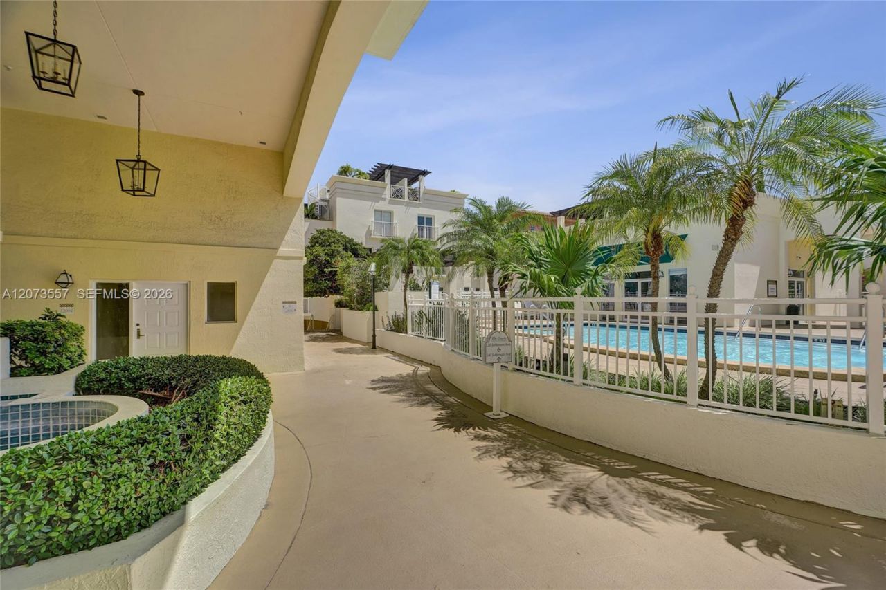 120 Jefferson Ave , Unit 12004, Miami Beach, FL 33139 Photo