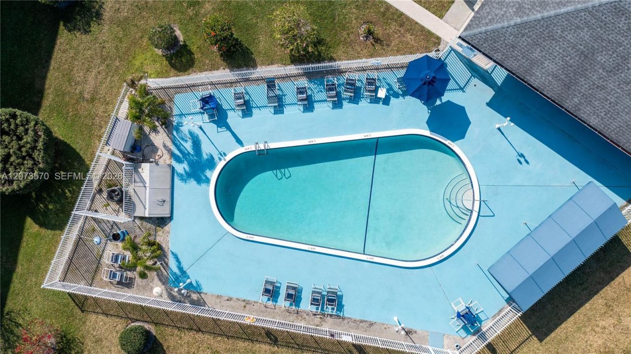 2300 Park Ln , Unit 203, Hollywood, FL 33021 Photo