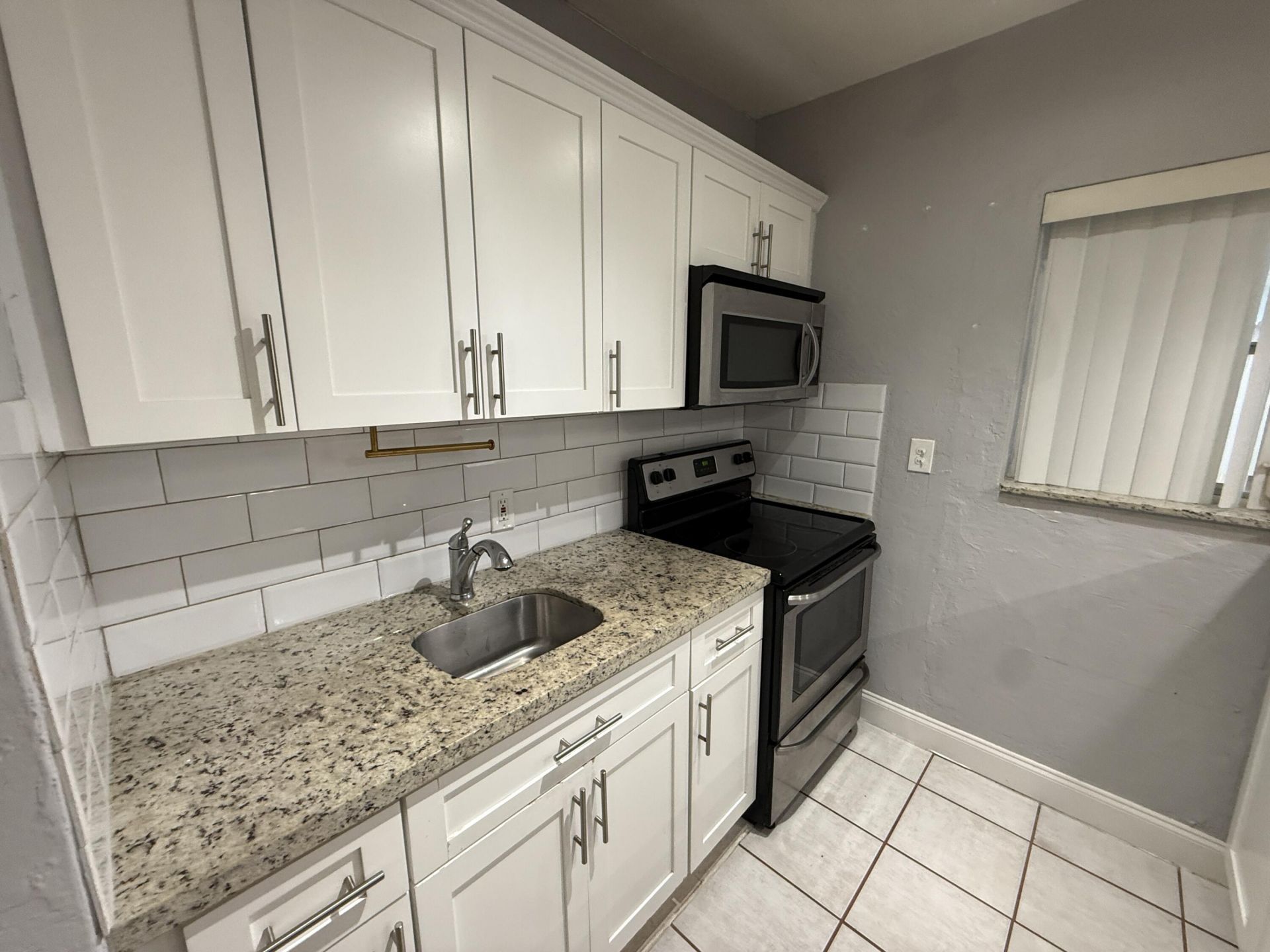 1621 NE 5th Street, Unit B, Fort Lauderdale, FL 33301 Photo