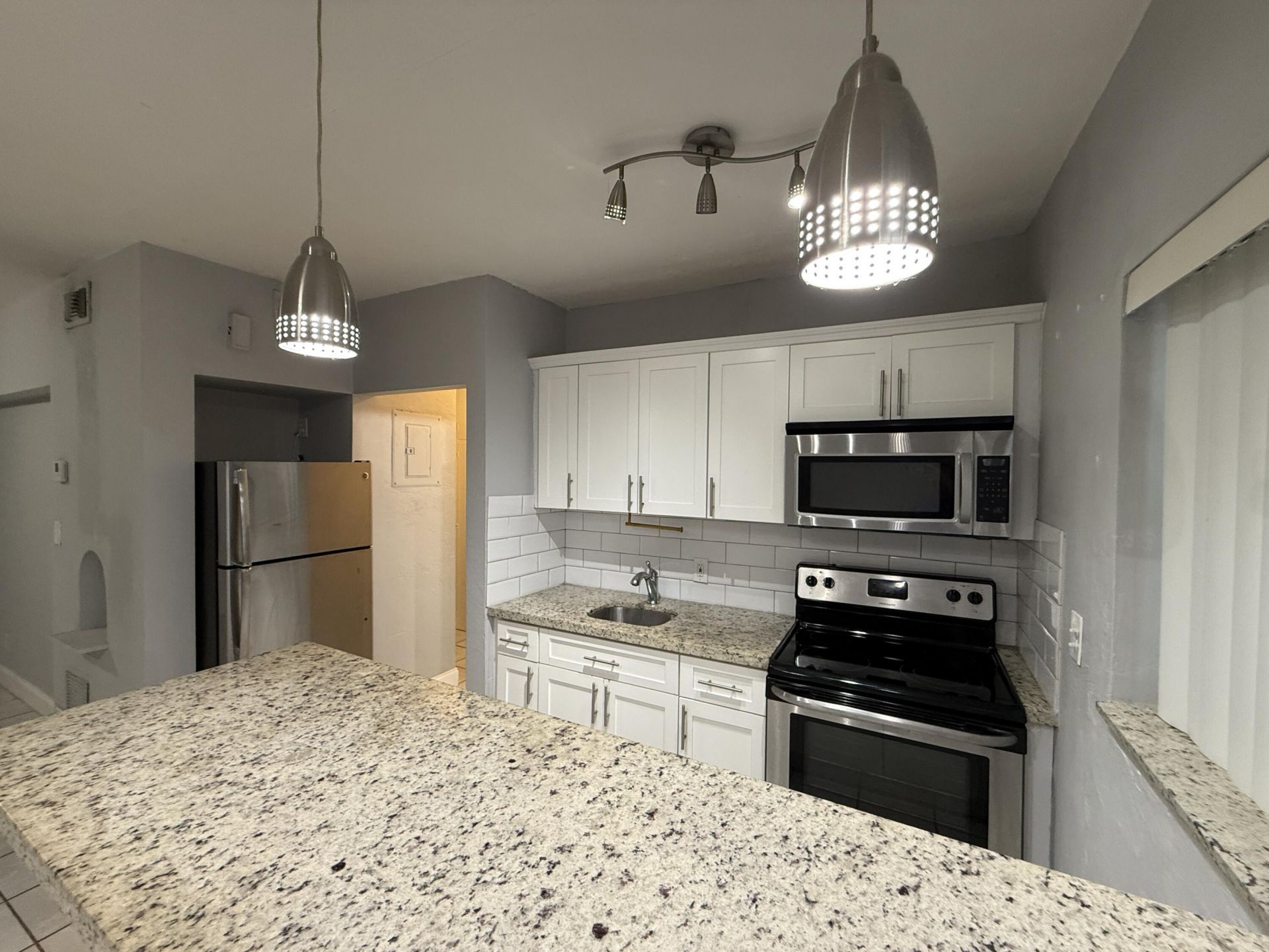 1621 NE 5th Street, Unit B, Fort Lauderdale, FL 33301 Photo