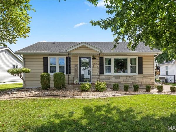 209 Lee Street, Bethalto, IL 62010