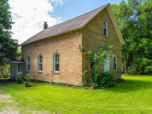 8890 Territorial Road, Benton Harbor, MI 49022