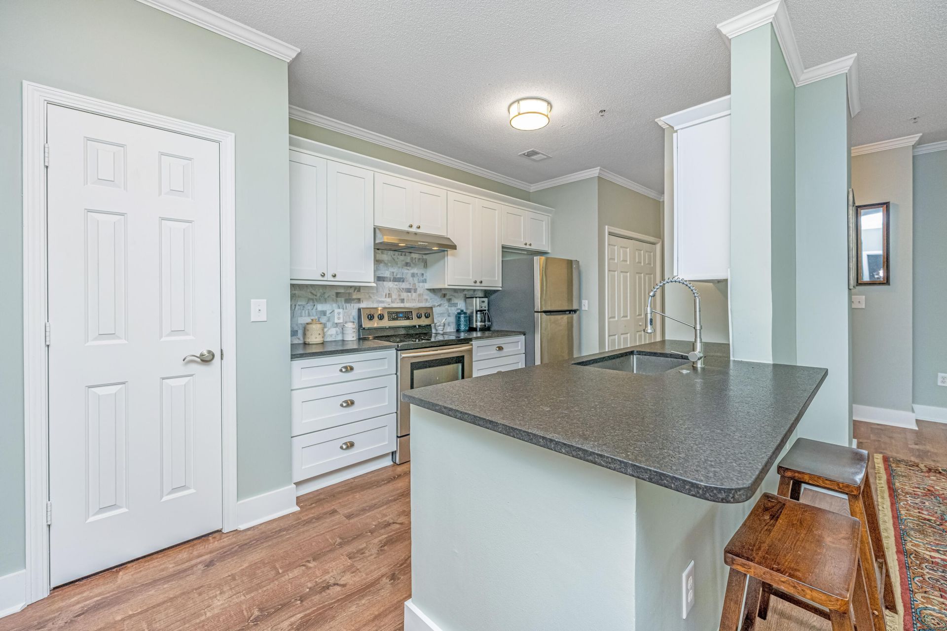 45 Sycamore Avenue Photo 22