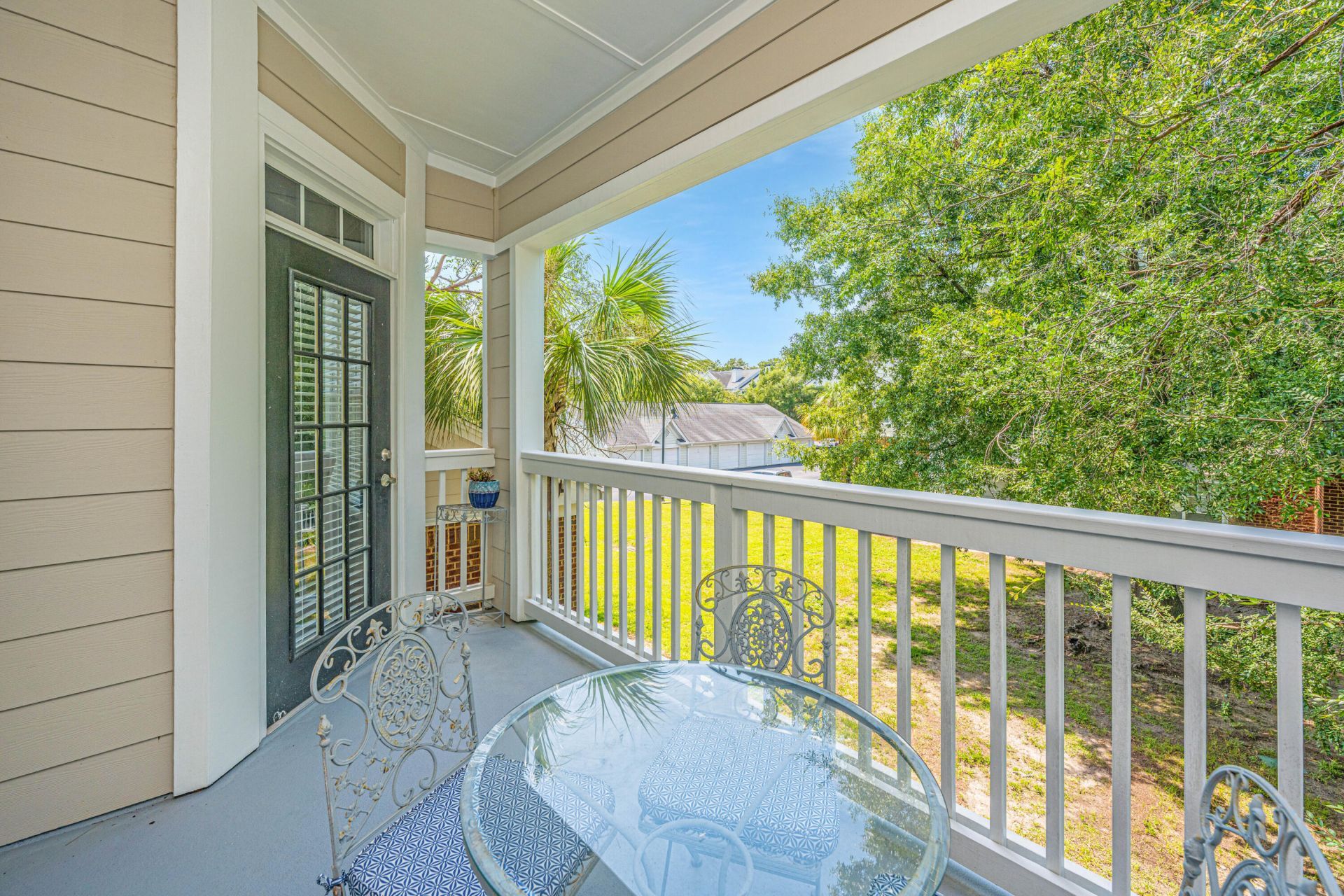 45 Sycamore Avenue Photo 32