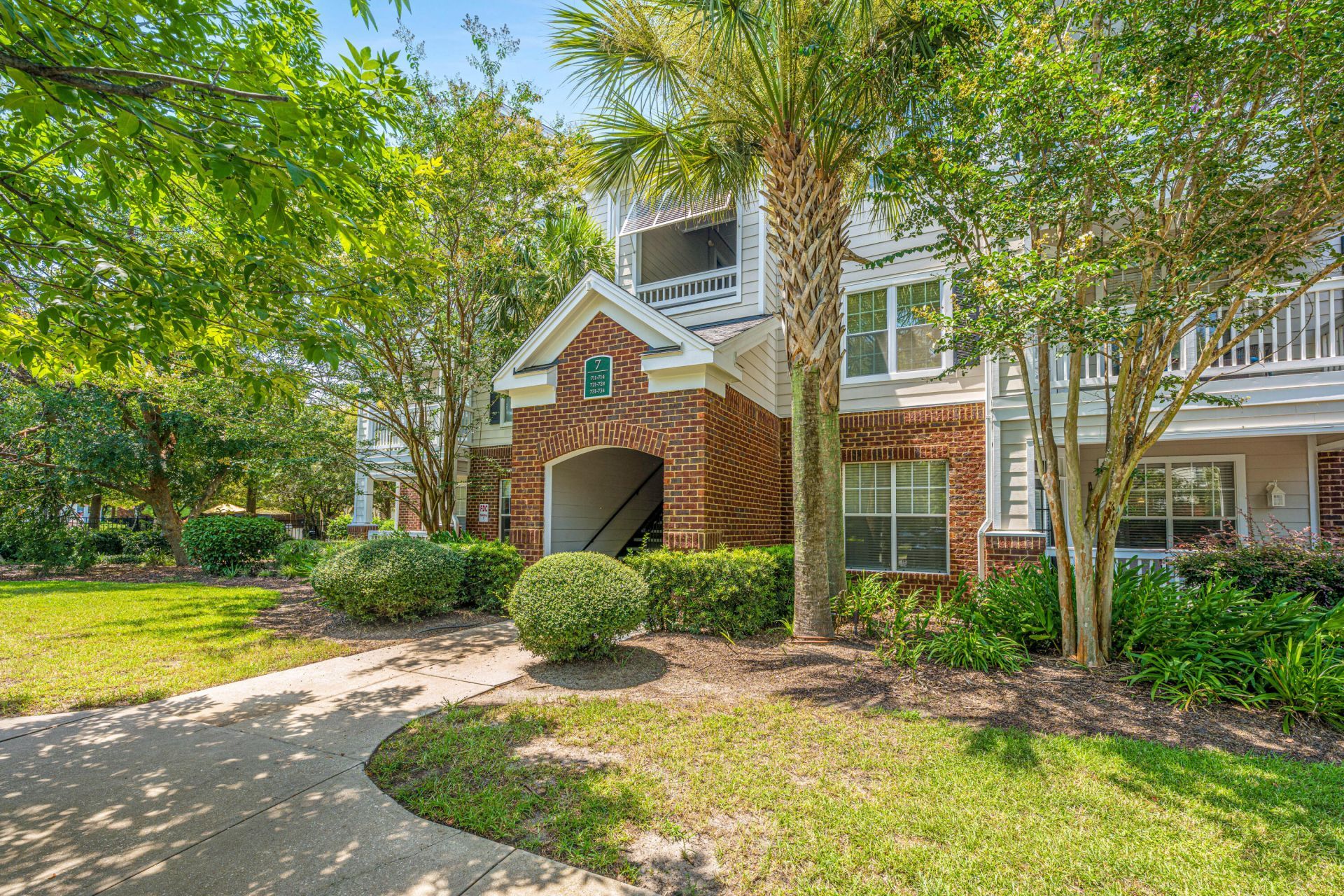 45 Sycamore Avenue Photo 33