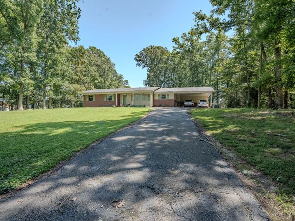 311 Gale Ln, Lawrenceburg, TN 38464