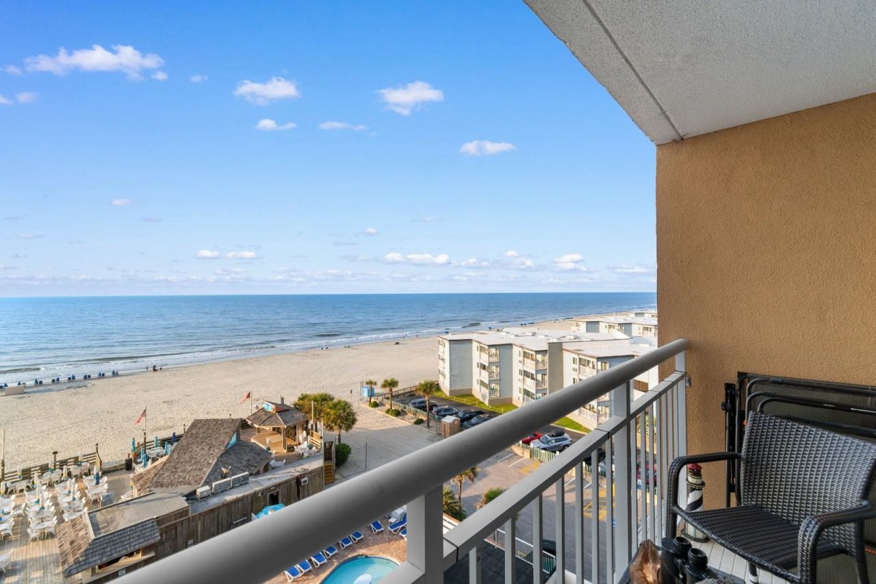 9550 Shore Dr. Photo 10