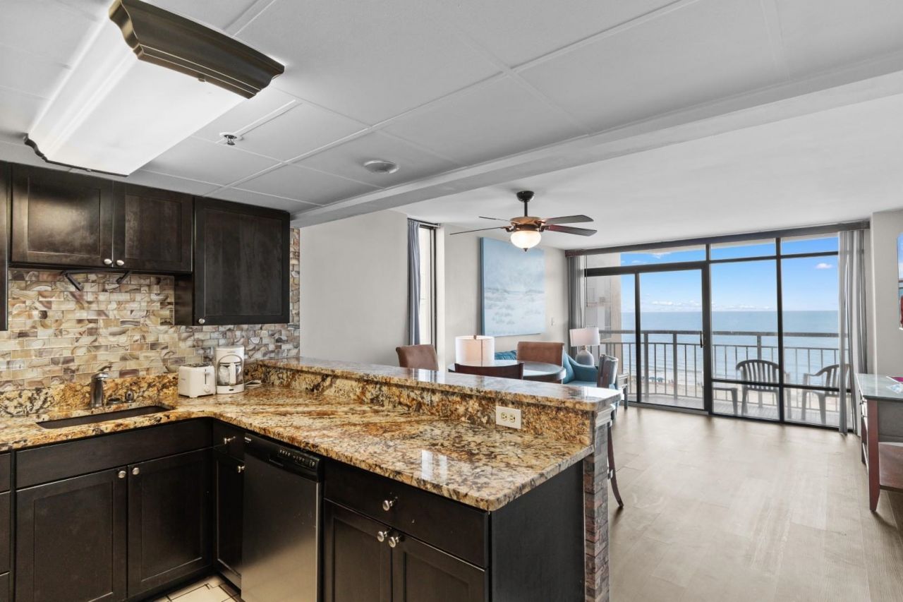 9550 Shore Dr. Photo 12