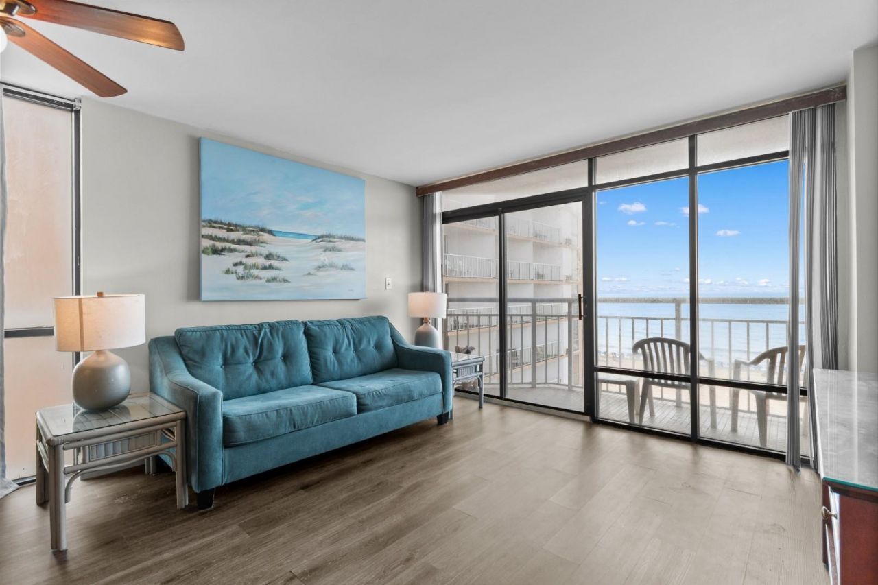 9550 Shore Dr. Photo 17