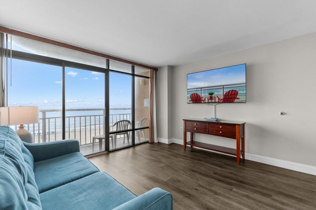 9550 Shore Dr. Photo 18