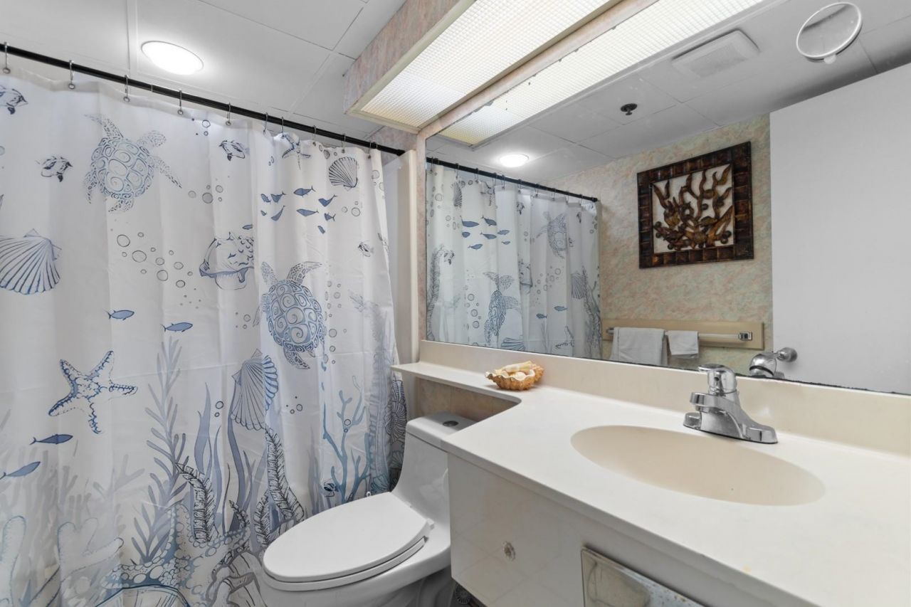 9550 Shore Dr. Photo 3