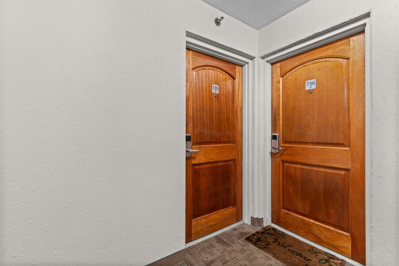 9550 Shore Dr. Photo 30