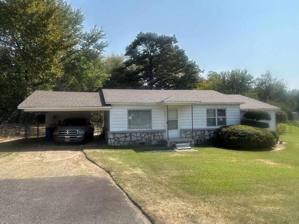 2062 N Hwy 16, Searcy, AR 72143