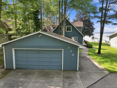 170 Flagpoint Avenue, Gerrish Township, Mi 48653