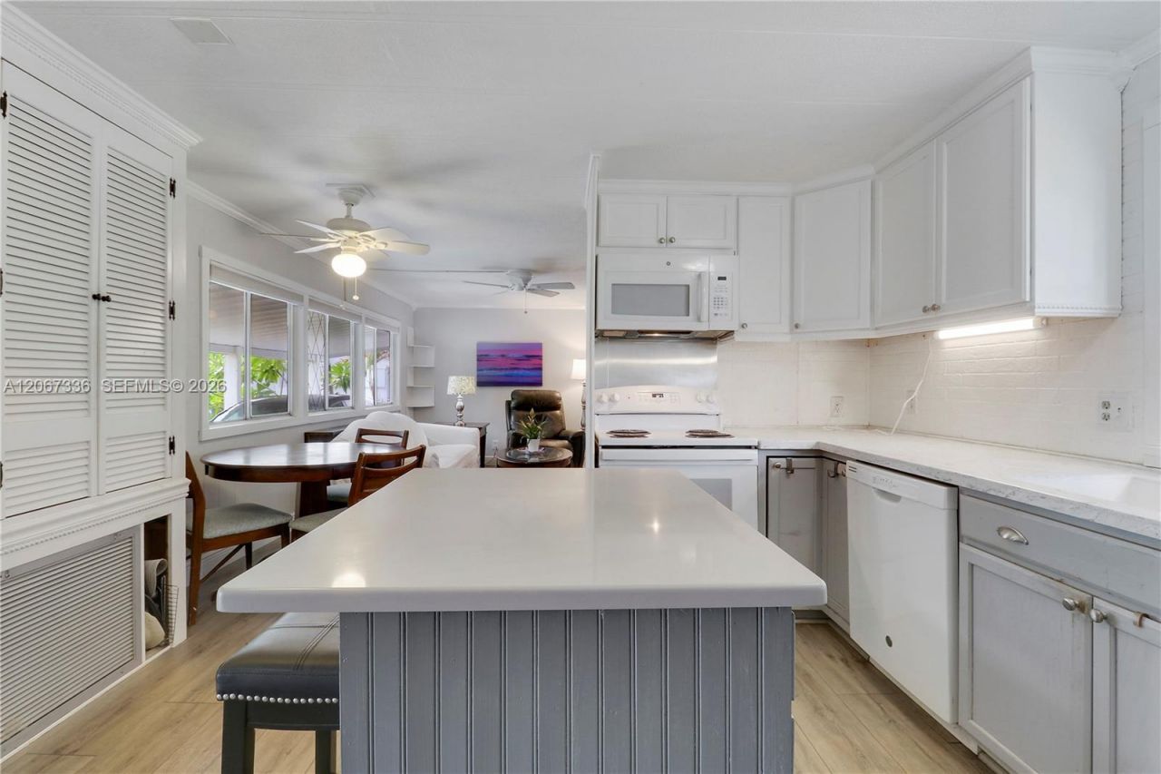 7128 SE Seahawk St, Hobe Sound, FL 33455 Photo