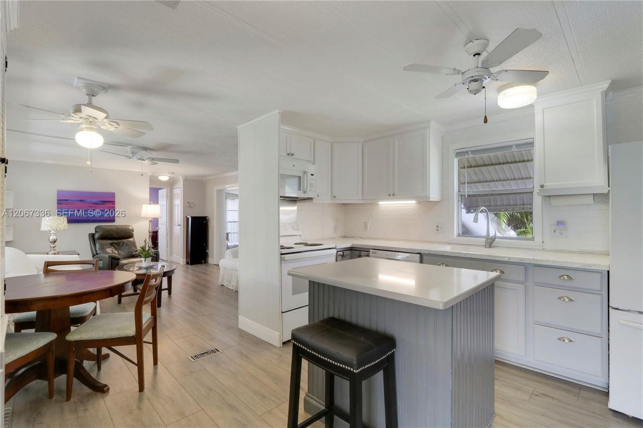7128 SE Seahawk St, Hobe Sound, FL 33455 Photo