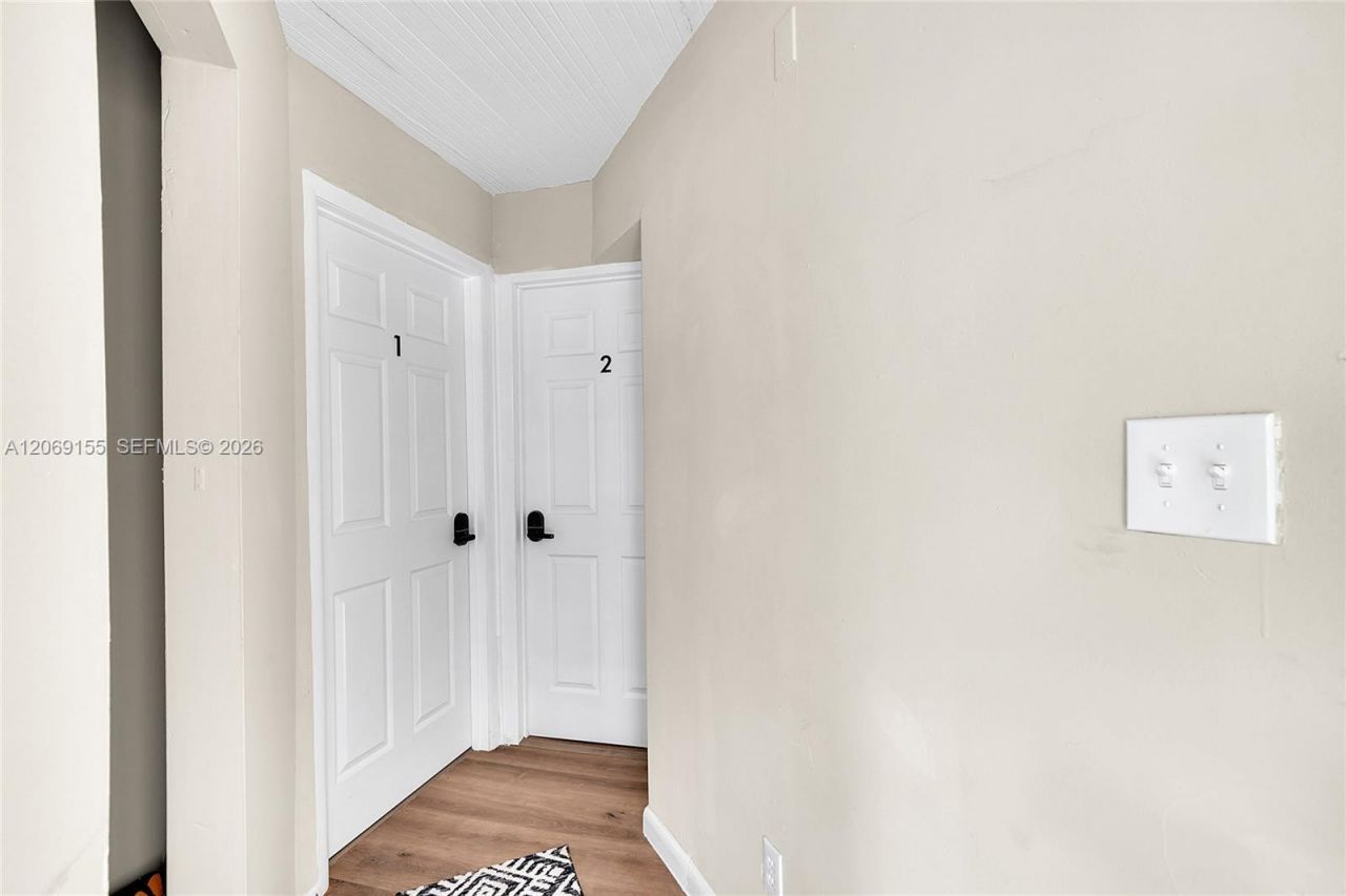 31 NE 53rd St, Miami, FL 33137 Photo