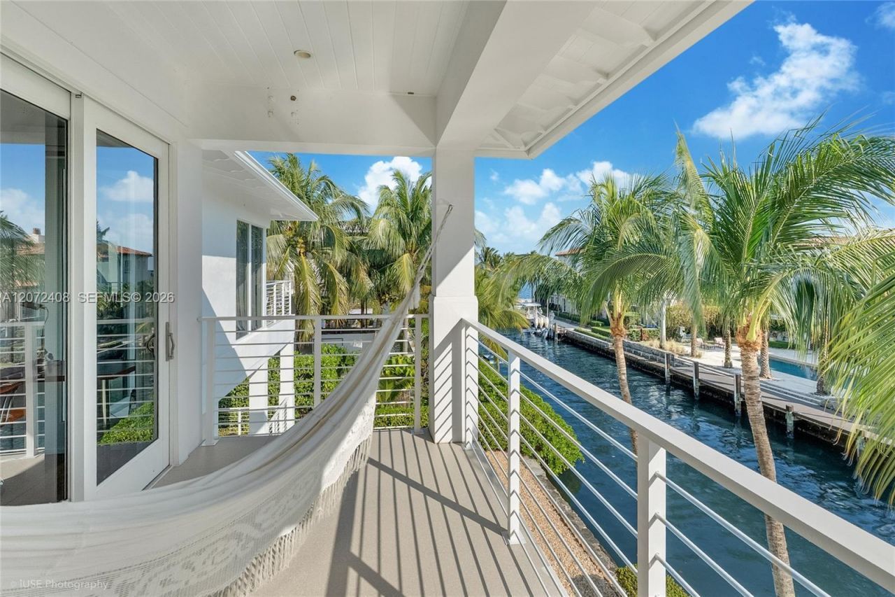3835 Carole Ct, Miami, FL 33133 Photo