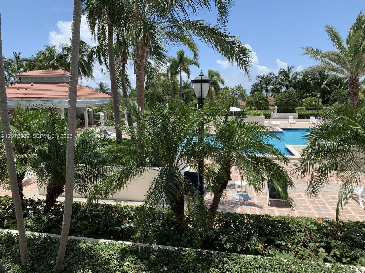 1000 E Island Blvd, Unit 303, Aventura, FL 33160 Photo