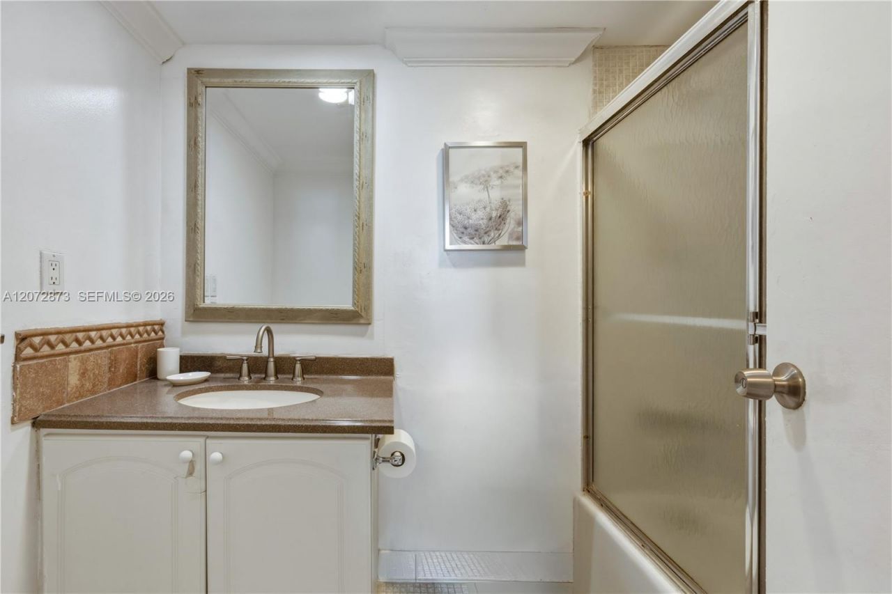 3901 S Ocean Dr , Unit 3E, Hollywood, FL 33019 Photo