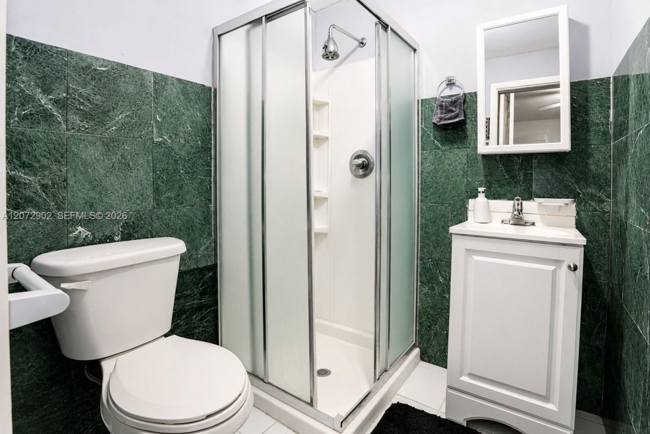 3085 & 3083 SW 17th St, Miami, FL 33145 Photo