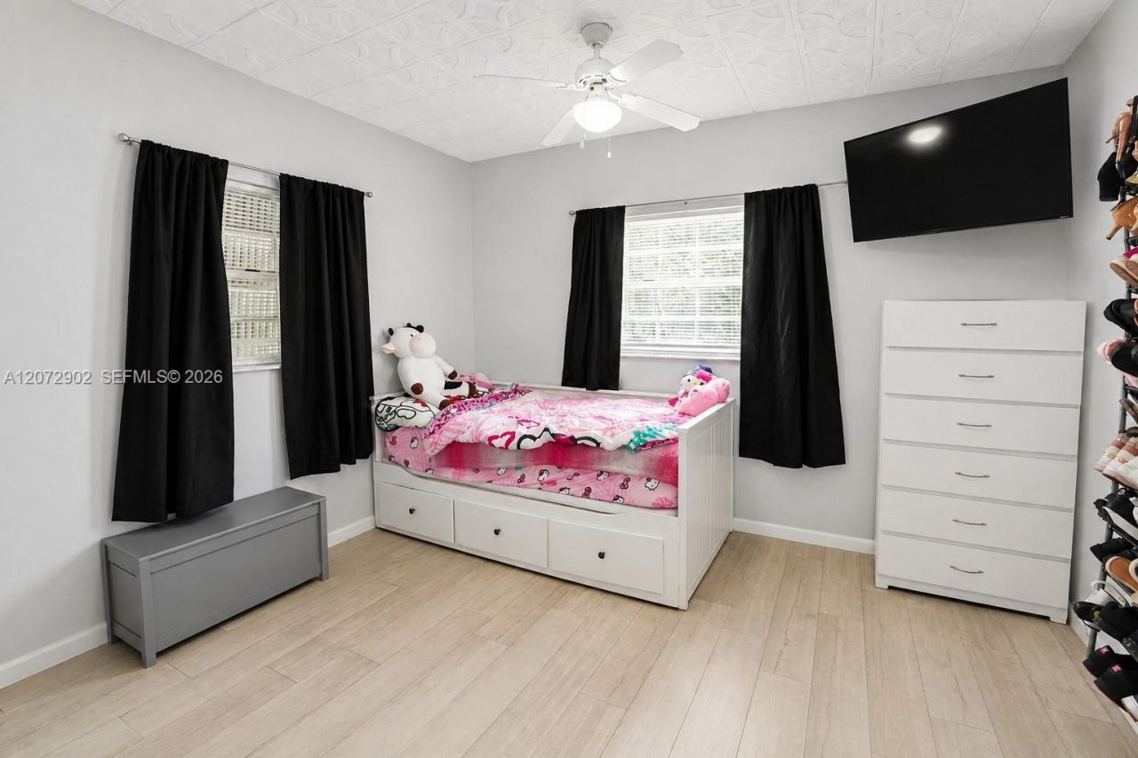 3085 & 3083 SW 17th St, Miami, FL 33145 Photo