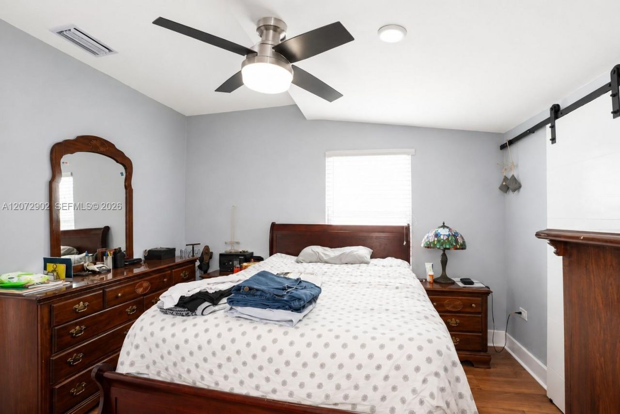 3085 & 3083 SW 17th St, Miami, FL 33145 Photo