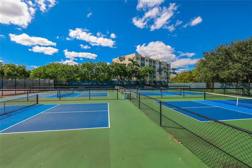 4030 W Palm Aire Drive, Unit 306, Pompano Beach, FL 33069 Photo