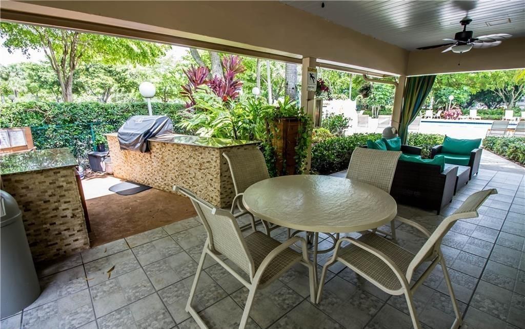 4030 W Palm Aire Drive, Unit 306, Pompano Beach, FL 33069 Photo