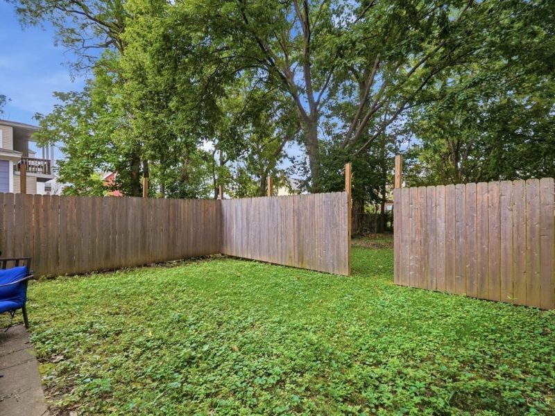 3626 Bevis Avenue, Cincinnati, OH 45207 Photo 35