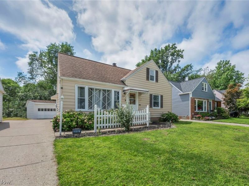 3862 Wallingford Road, South Euclid, OH 44121 Photo 1