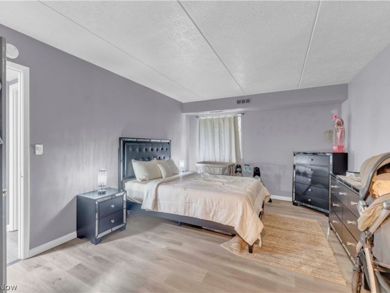 4849 Grace Road, Unit 125, North Olmsted, OH 44070 Photo 10