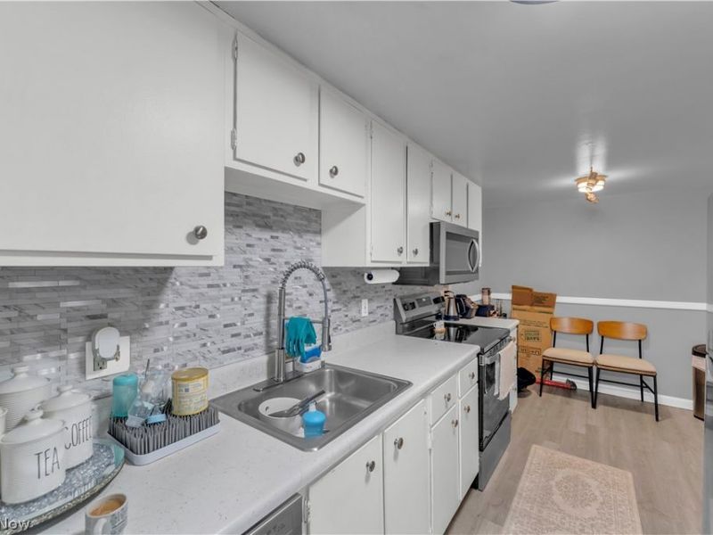 4849 Grace Road, Unit 125, North Olmsted, OH 44070 Photo 18
