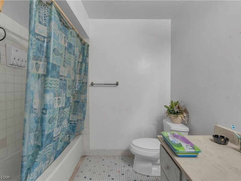4849 Grace Road, Unit 228, North Olmsted, OH 44070 Photo 21