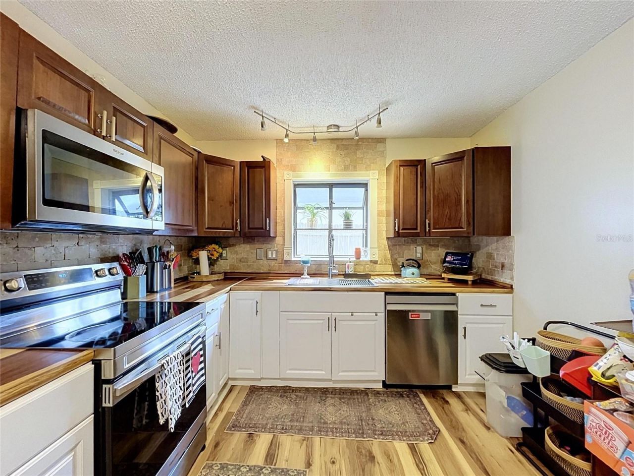 6250 Cedarbrook Drive N, Pinellas Park, FL 33782 Photo