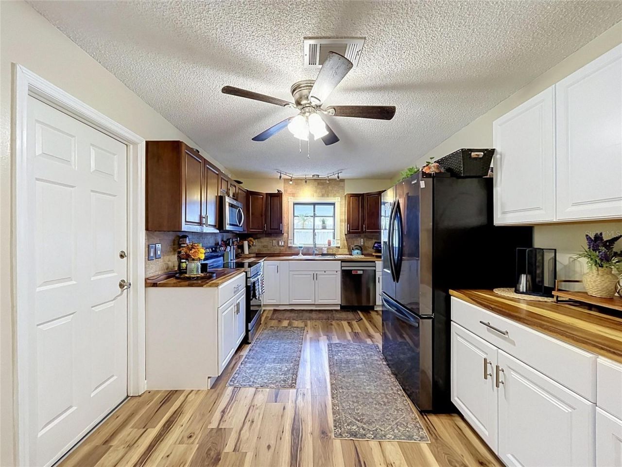6250 Cedarbrook Drive N, Pinellas Park, FL 33782 Photo