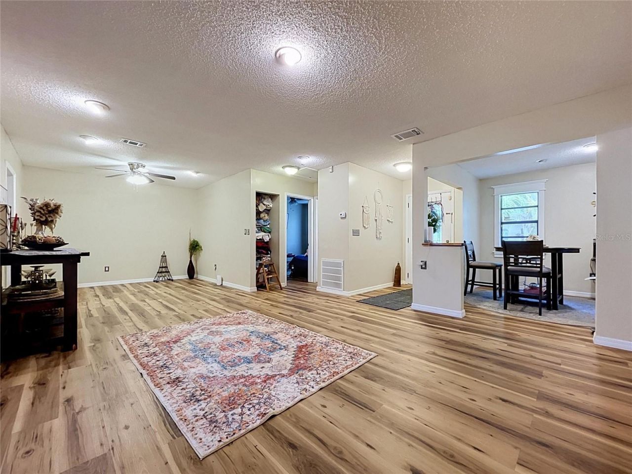 6250 Cedarbrook Drive N, Pinellas Park, FL 33782 Photo