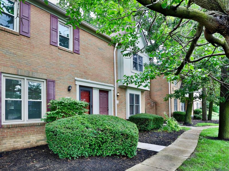 1732 Bethel Road, Columbus, OH 43220 Photo 2