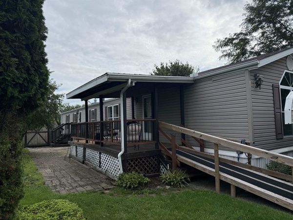 601 Wauona Trail, Unit 58, Portage, WI 53901