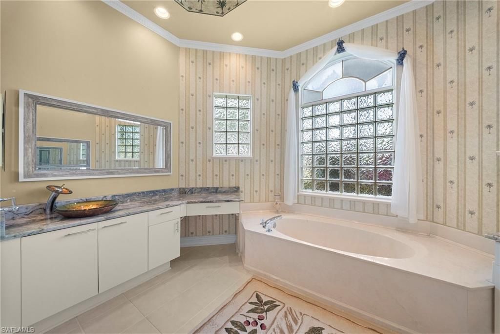 1034 Port Orange Way, Naples, FL 34120 Photo